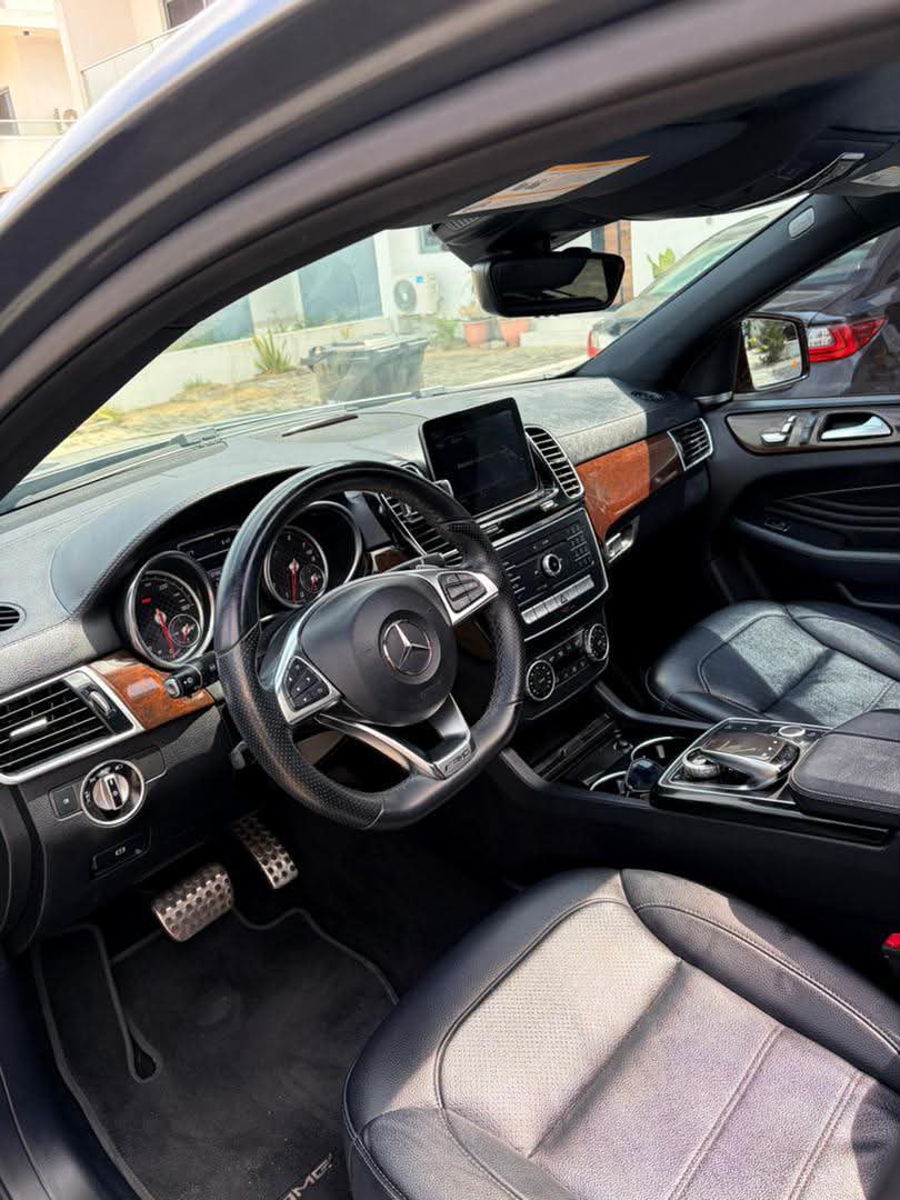 sxdiqcarter_'s tweet photo. 2017 Mercedes  Gle amg; 65m https://t.co/2og1C1o7t7