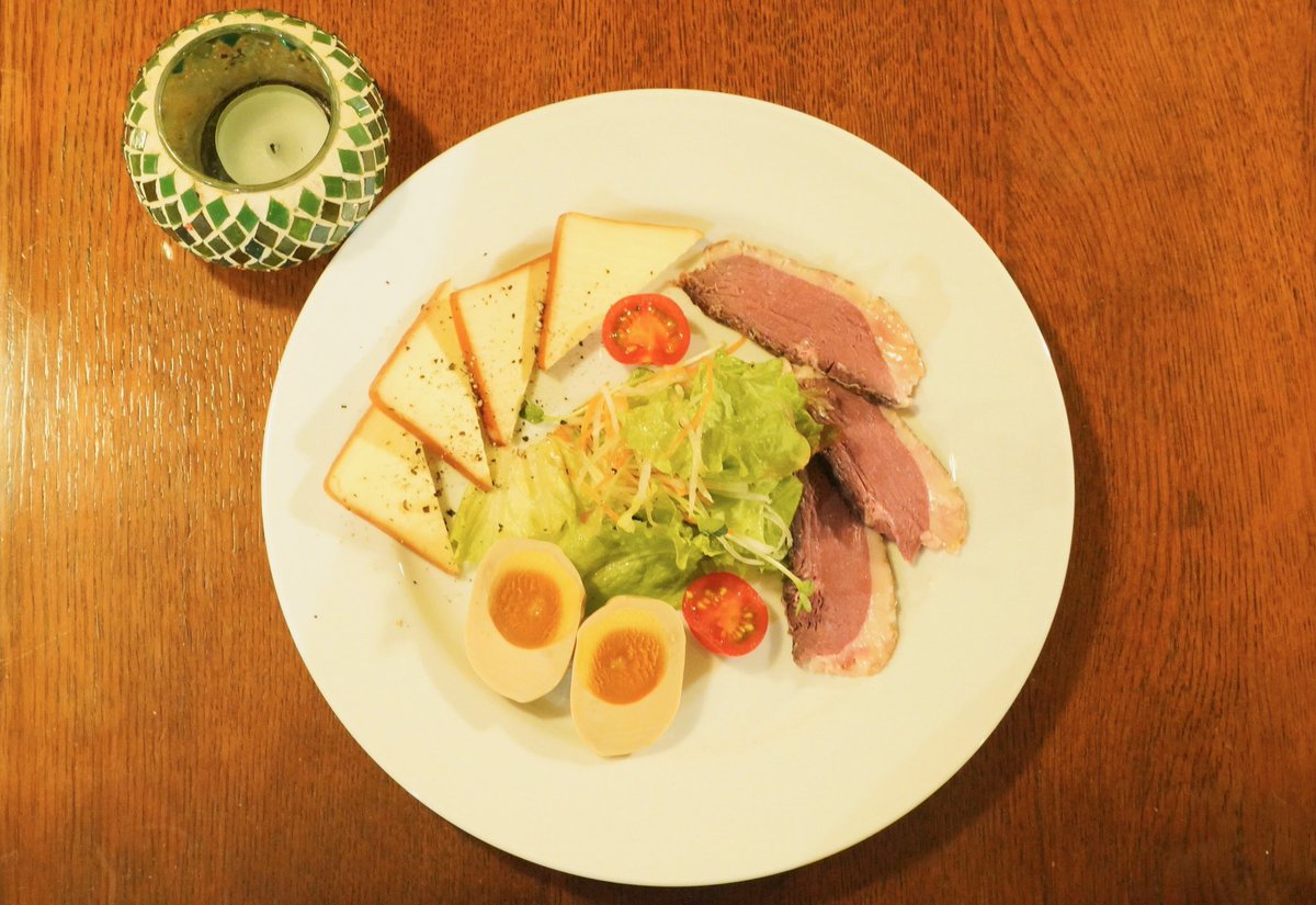 kemuribar's tweet photo. 5月28日 barkemuri #バーケム オープンしております！
当店の燻製と相性バツグンの飲食店でしか飲めないビール、ガージェリーです！
シーシャ1台1200円チャージ無料です！
本日も17時から26時までのお付き合いよろしくお願いします！
#名古屋シーシャ　#名古屋燻製　#名古屋バー https://t.co/DtjfDAhfjw