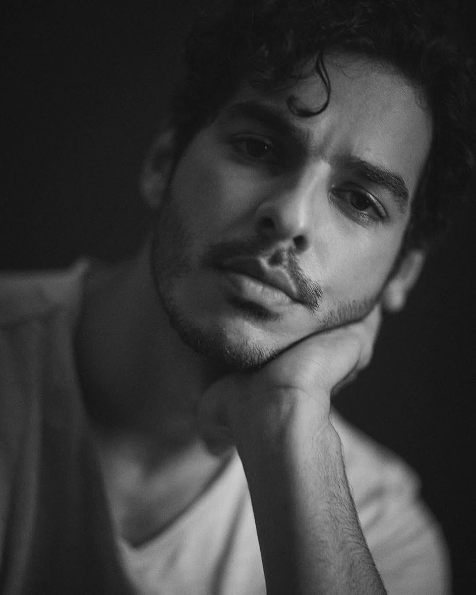 ishaankhatter's tweet photo. #WHITEtSERIES @rohanshrestha https://t.co/BiNNxohtTr