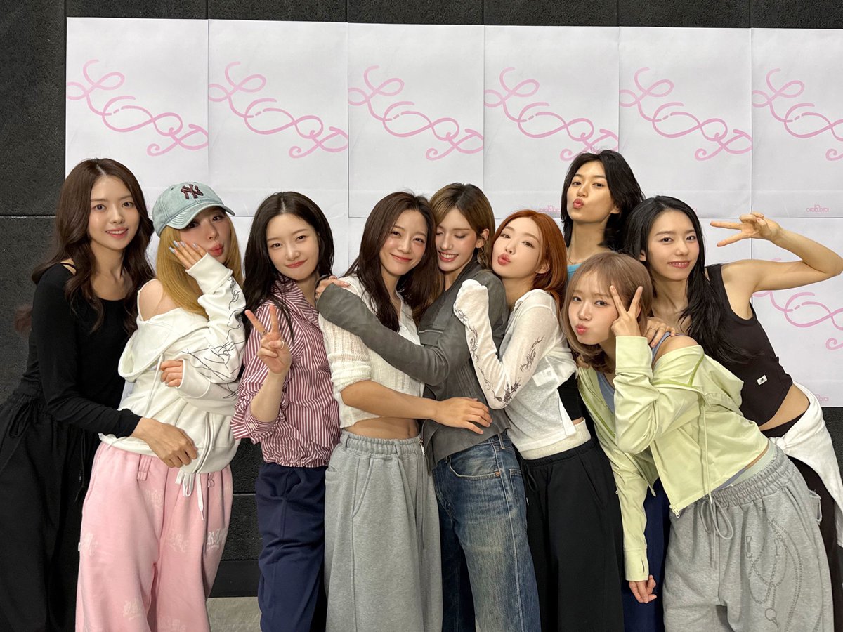 아이오아이 (I.O.I) tweet media