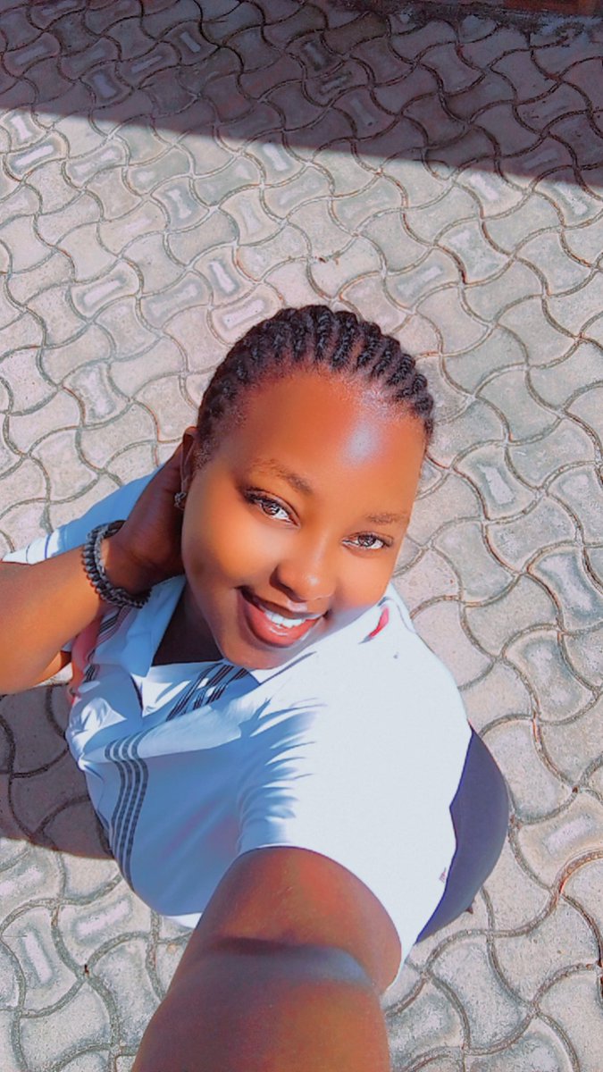 2smileybae's tweet photo. Every smile has a history and every silence has a reason 
A beautiful good morning to everyone wishing you all a wonderful Thursday 
#TheCobraShow https://t.co/kQ7mNsl0C8