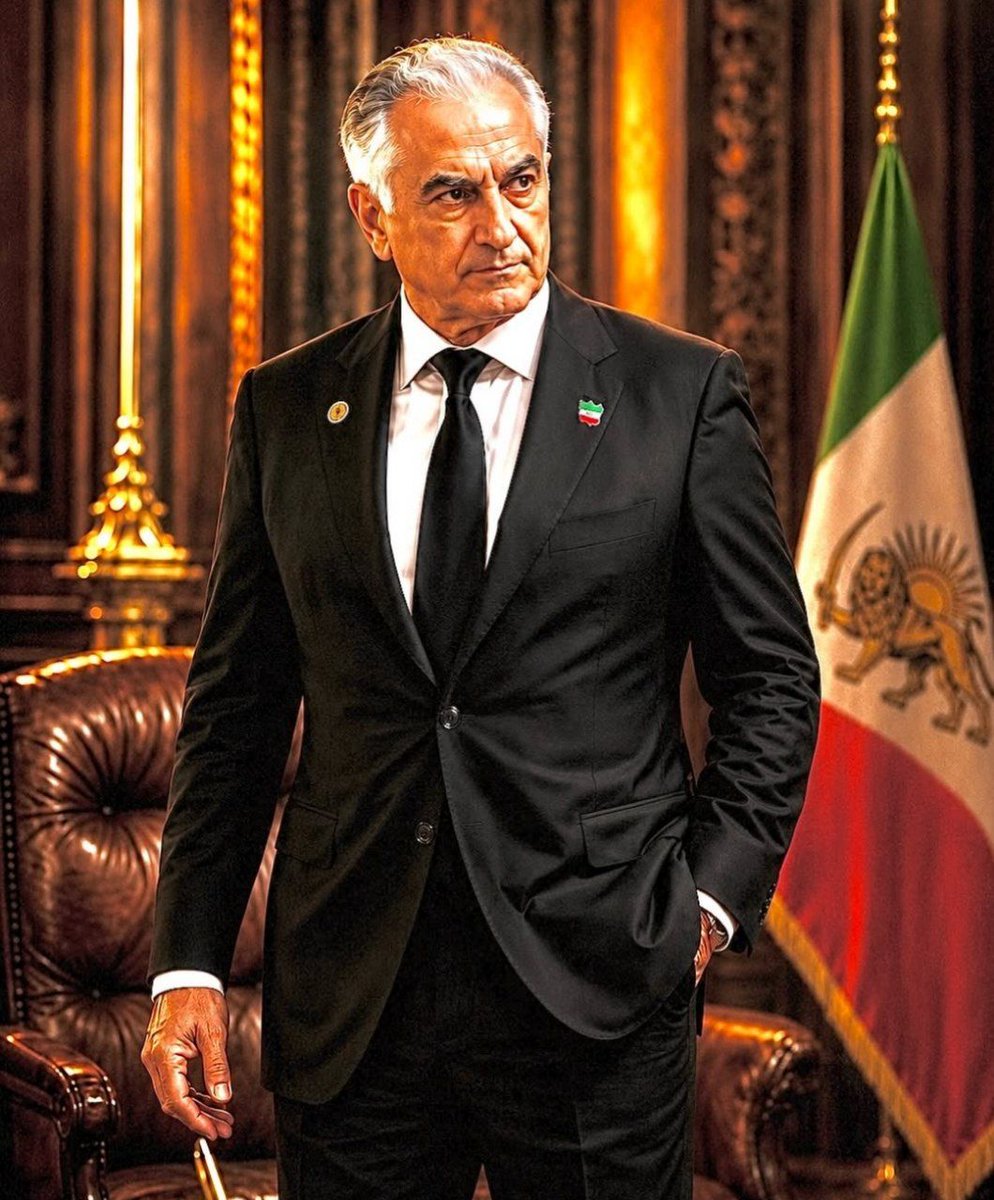 niko123niki's tweet photo. شیرخورشیدِ مقدس، بر قله دماوند
دانم که می‌درخشد، برشب زَنَد پوزخند
آتش شود چو روشن، بالایِ آن تنومند
سازند نقشِ مقصود، مردم شوند خرسند
1/4

#جاویدشاه 👑👑👑
#KingRezaPahlavi 🩵🩵🩵
#پاينده_ایران 
💚
🤍
❤️ https://t.co/CTnE3sEtlo