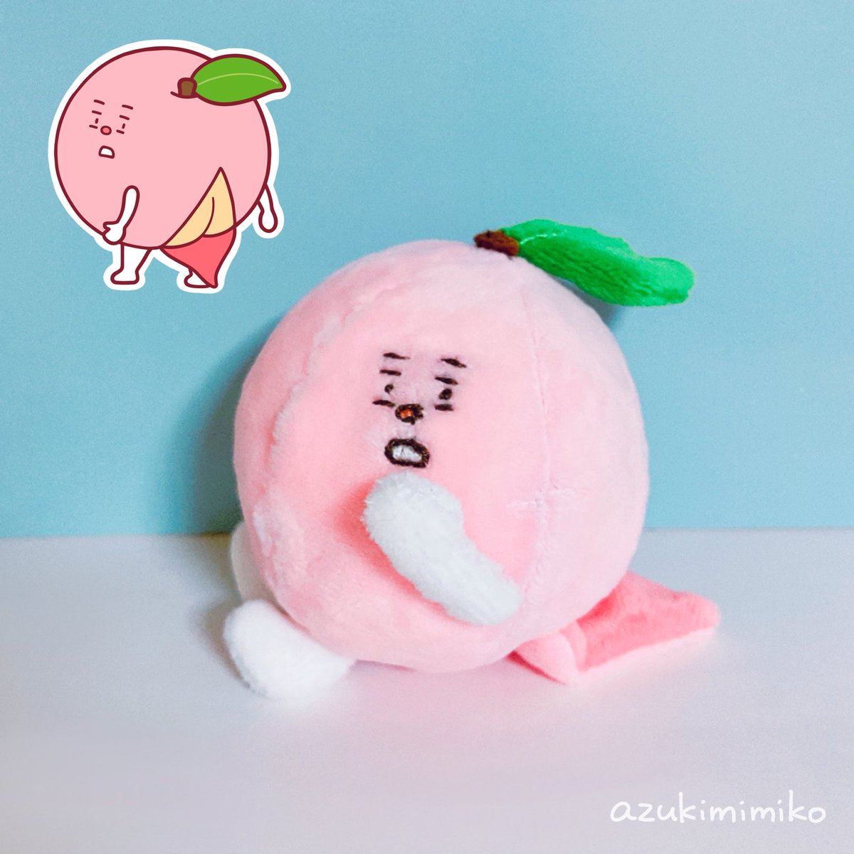 母が作ってくれた桃尻ぬいを見てほしい。 ぬいぐるみ作ったの人生初