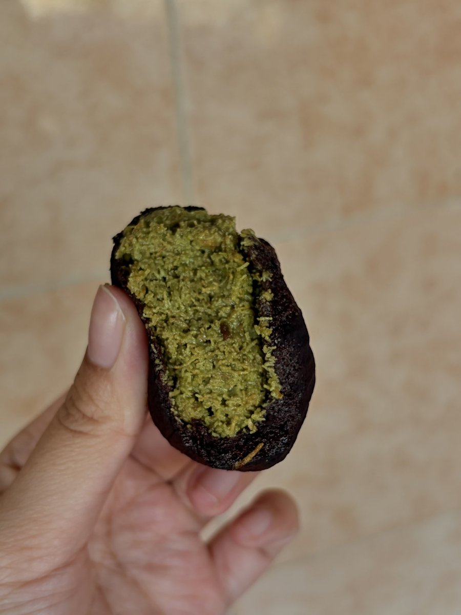 naaazzzs's tweet photo. makan dubai chewy after idul adha... ngeliatnya jadi beda🌚🌚🌚 https://t.co/9vupWaBDof