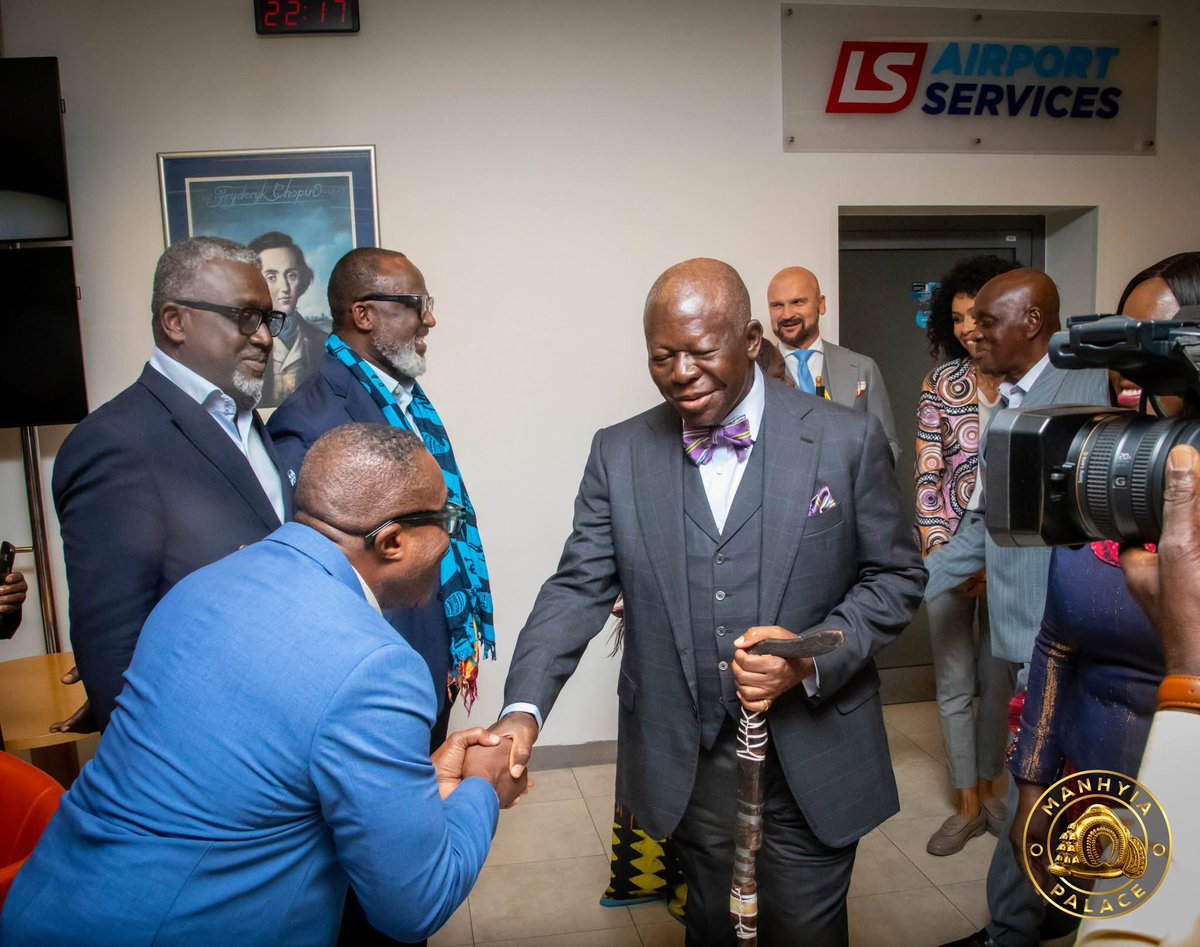 Asante_nation's tweet photo. His Majesty, Otumfuo Osei Tutu II, arrived in Warsaw on 27th May 2026.

Upon his arrival, the Asantehene was warmly received by the host Omenaa Mensah, Rafal Brzoska(Spouse of Omenaa Mensah), H.E Theresah Adjei Mensah, (Ghana’s Ambassador to Czech Republic with concurrent accreditation to Poland) and other dignitaries 

The visit marks another significant moment in strengthening cultural ties and engagement between Ghana and Poland ahead of the 5th Anniversary of the Top Charity Gala 2026. 
#manhyiapalace
#TheAsanteNation