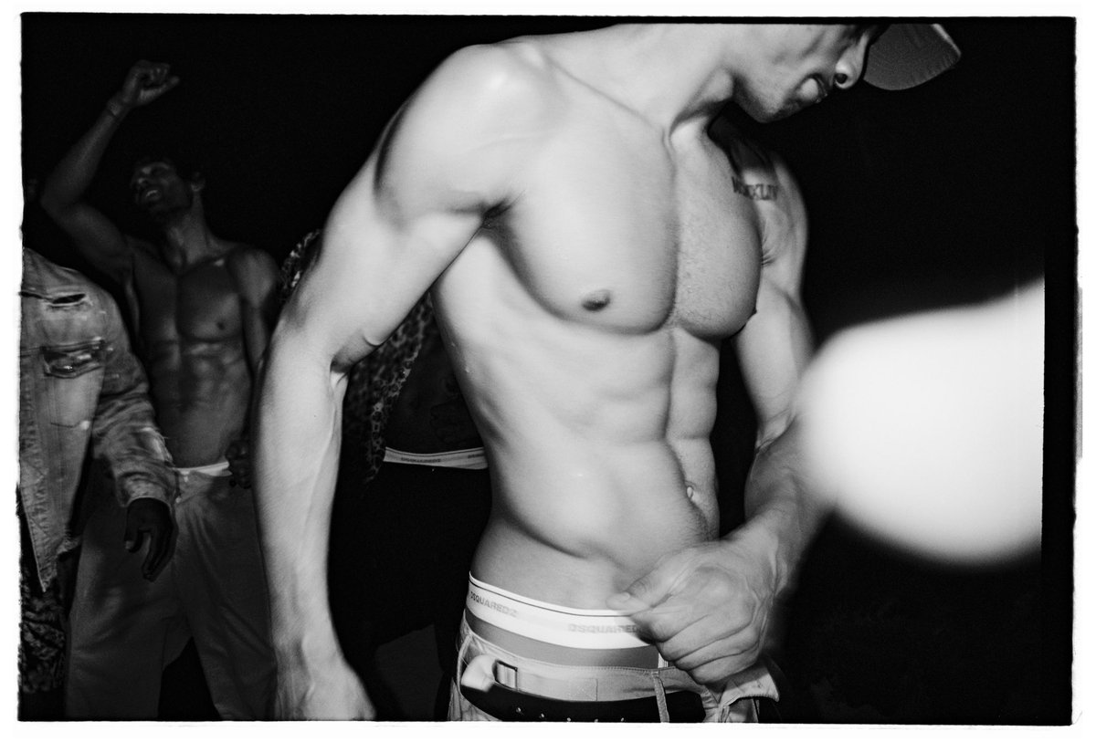 Dsquared2's tweet photo. The last pulse of the night.

See the full #D2SS26 Underwear Story on https://t.co/nQlOLR5asH.

Captured by #RafaelMoura 

#DSQUARED2 #D2UNDERWEAR https://t.co/n0VLDA0jtH