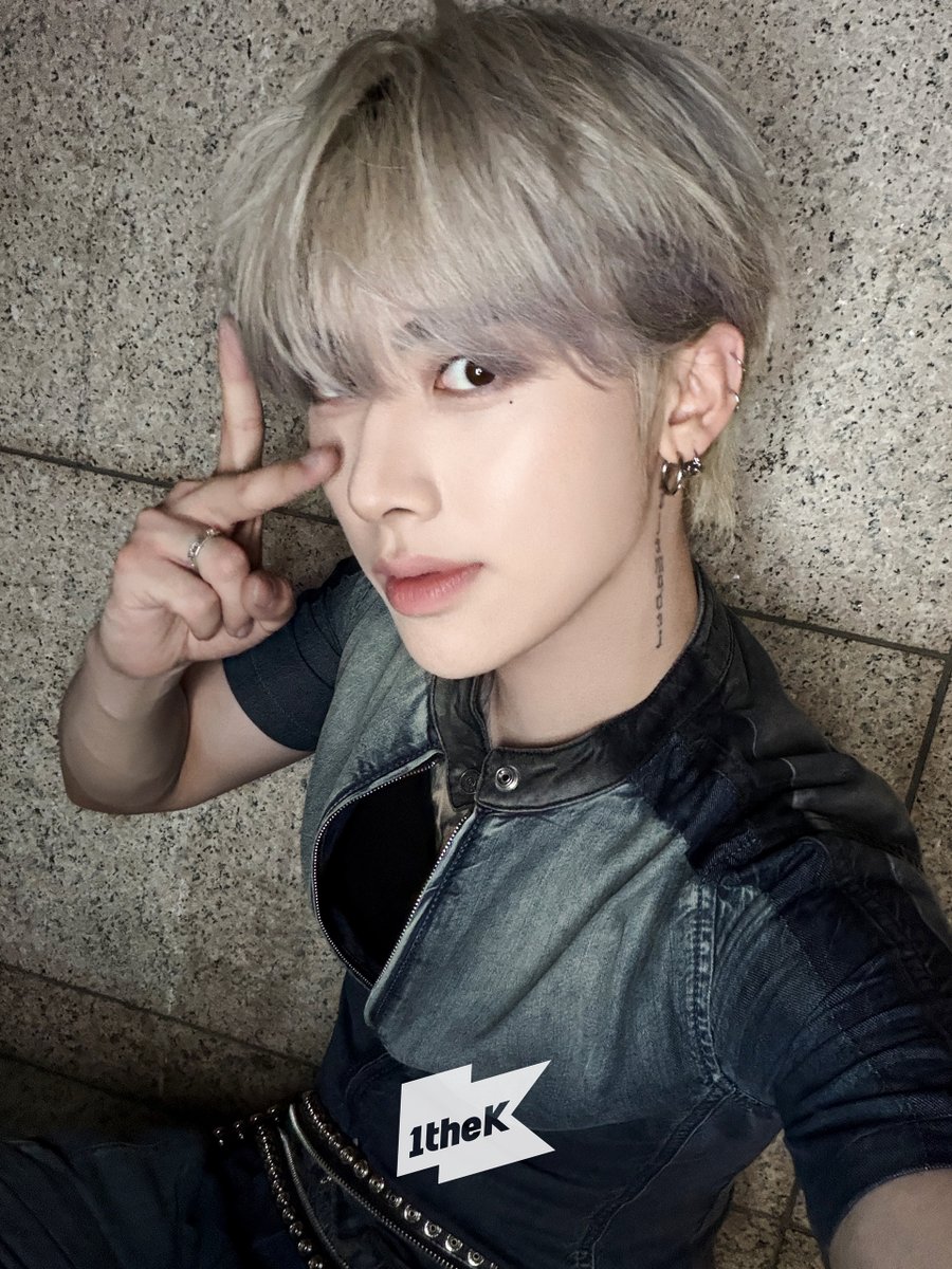 1theK(원더케이) tweet media