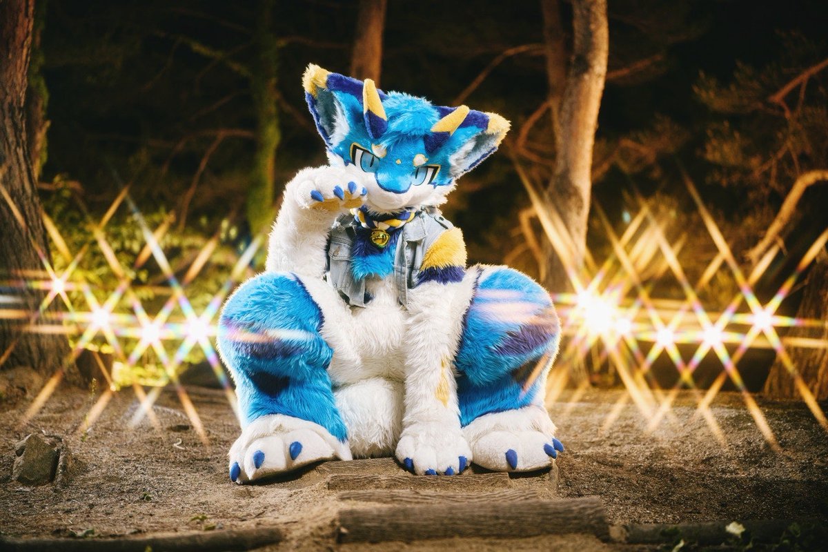 Dragon_Siul's tweet photo. ✨✨✨야옹?✨✨✨
#FursuitEveryday #Furmony https://t.co/aRhjWLdVAY