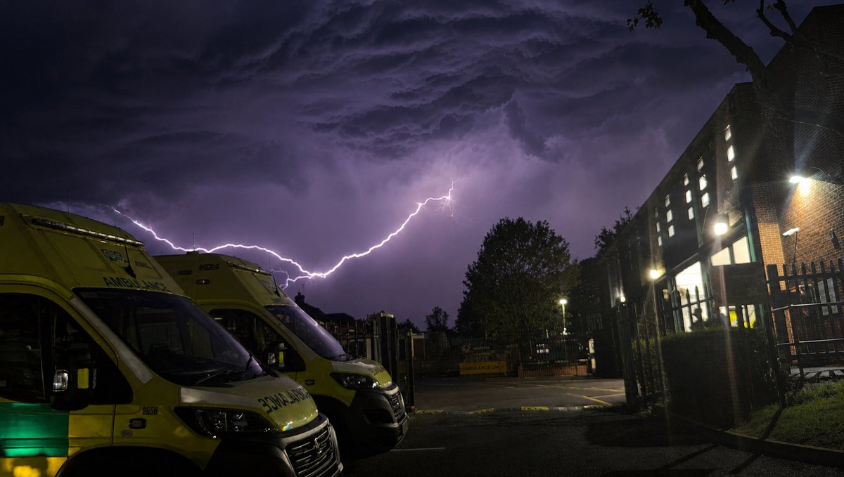 OFFICIALWMAS's tweet photo. What an incredible view over Dudley hub! 😯🌩️

After days of soaring temperatures, the storms certainly made an entrance for much of the West Midlands overnight. 

We're still expecting hot weather today, with an amber health alert still in place, so please ensure you're taking care of yourselves, staying hydrated and looking out for loved ones. ☀️

(Thanks to NQP, Gracie, for the snap!)