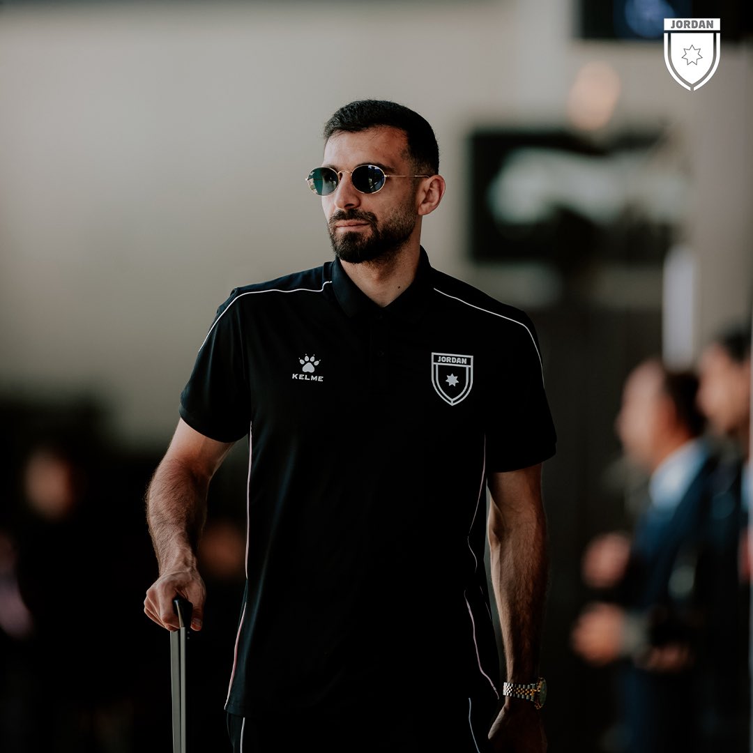 JordanFA's tweet photo. النشامى إلى سويسرا 🇨🇭🇯🇴✈️

#معك_يالنشمي https://t.co/jcCfddc6vP