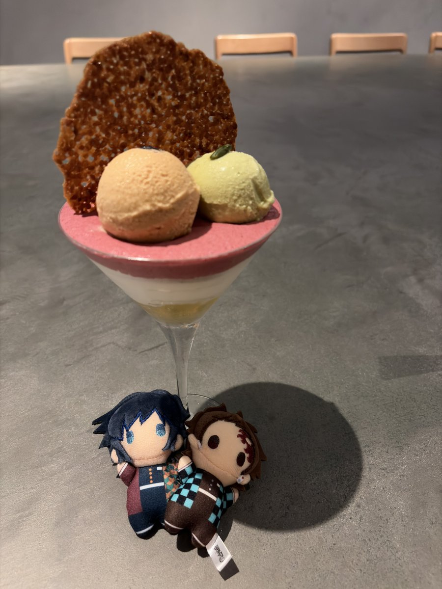 sai_asahi's tweet photo. @ パフェ、珈琲、酒、佐藤本店・佐藤堂本店 พาร์เฟ่ต์ที่อร่อยแบบแสงออกปากมาก 🥹🥹 https://t.co/Rjrt4moXFs