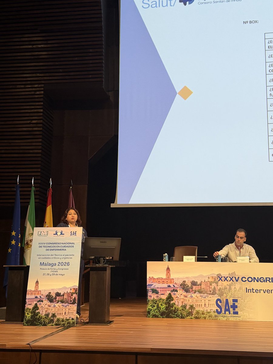 Sindicato_SAE's tweet photo. Continuamos la quinta mesa junto a Verónica Elizabeth Maygua y su ponencia “Verificación del equipamiento de un box de críticos previo a un ingreso en el Hospital Universitario de Igualada”.

🫶🏻 #SomosLasManosQueTeCuidan #XXXVCongresoFAE https://t.co/jFGCyIJhG6