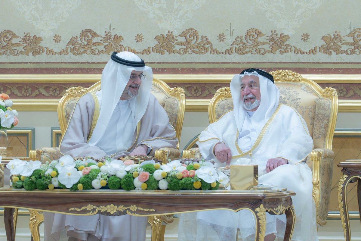 HHShkDrSultan's tweet photo. حاكم الشارقة يواصل استقبال المهنئين بعيد الأضحى المبارك https://t.co/IbDDeTaBQi