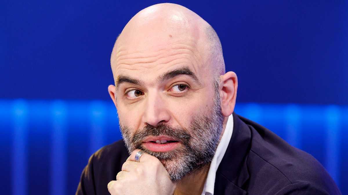 Tripletista04's tweet photo. DAI PARLA, PARLAAAAAA DIO CARO https://t.co/Q3baMMucPh