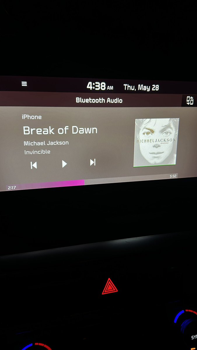 JosephMoonWalk's tweet photo. I had this song on repeat everyday. I can’t let it go!!!😭😭💯 https://t.co/RLdDpYO5Fk