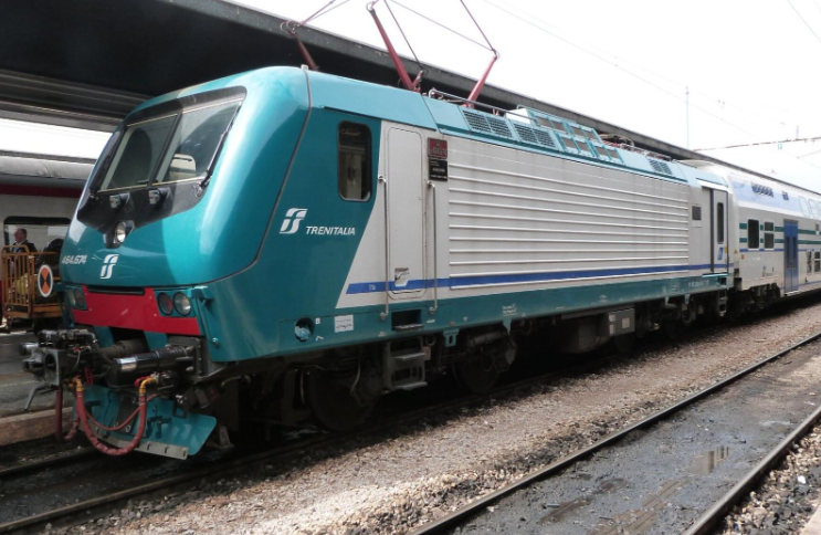 ⚠️ Venerdì nero per trasporti e pendolari. Il 29 maggio scatta uno sciopero  nazionale di 24 ore che coinvolgerà autobus e treni, con possibili  cancellazioni, ritardi e variazioni di servizio. Garantite solo