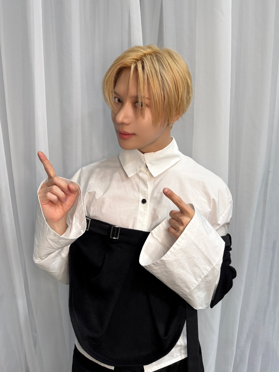 SHINee tweet media