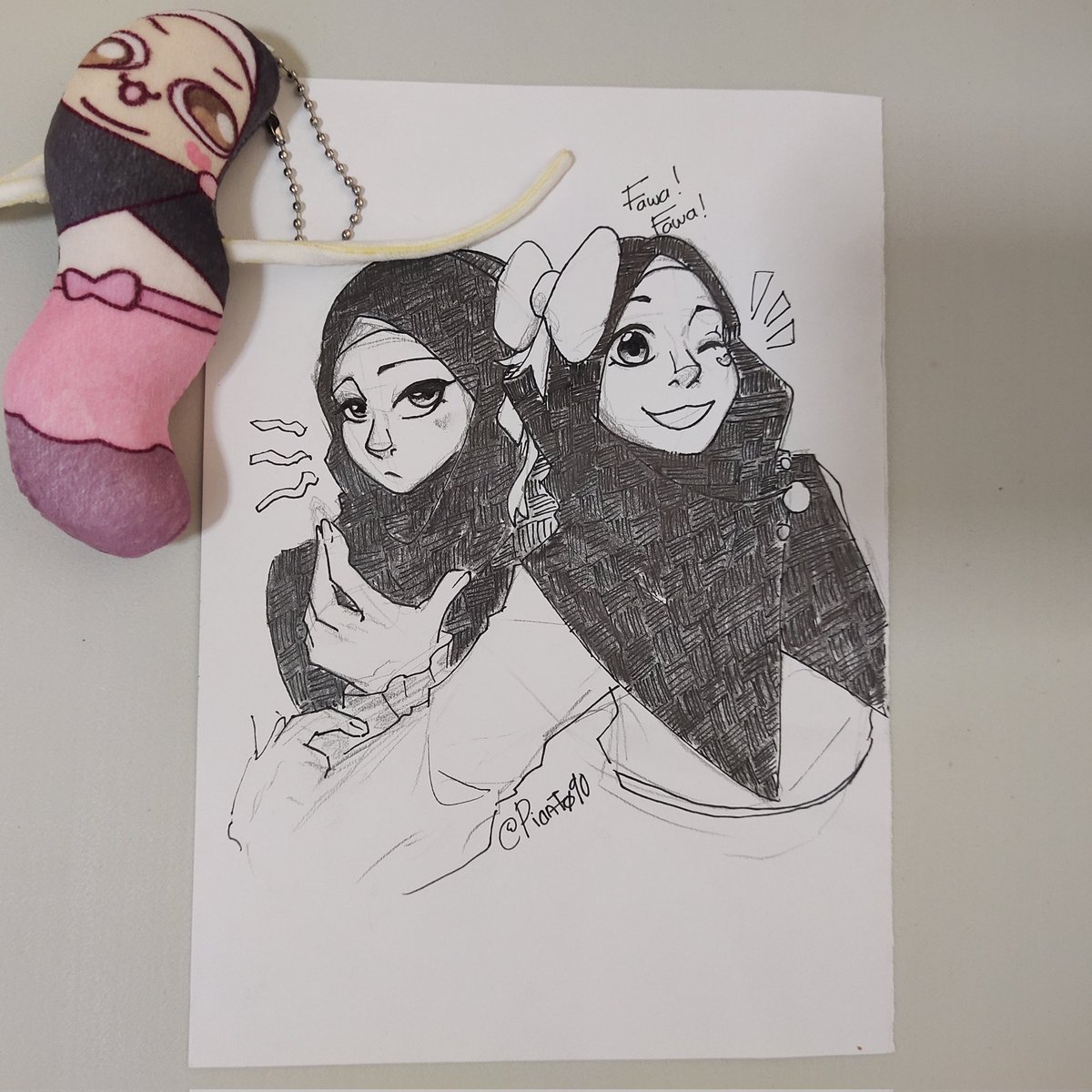 farah_adibaYT's tweet photo. I got fanarts and bought a live commission (recunn.ball on ig) during S4O!! 🥺💖💖

Thank you @Pidato901 And @TheChibChibi For the fanarts!! It was so lovely to see you guys 💖 https://t.co/wypQ86ocJJ