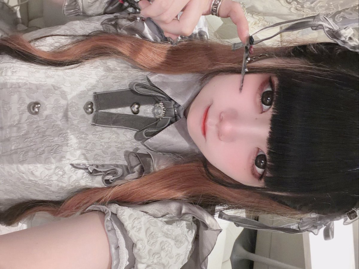 ひより㌠ tweet media