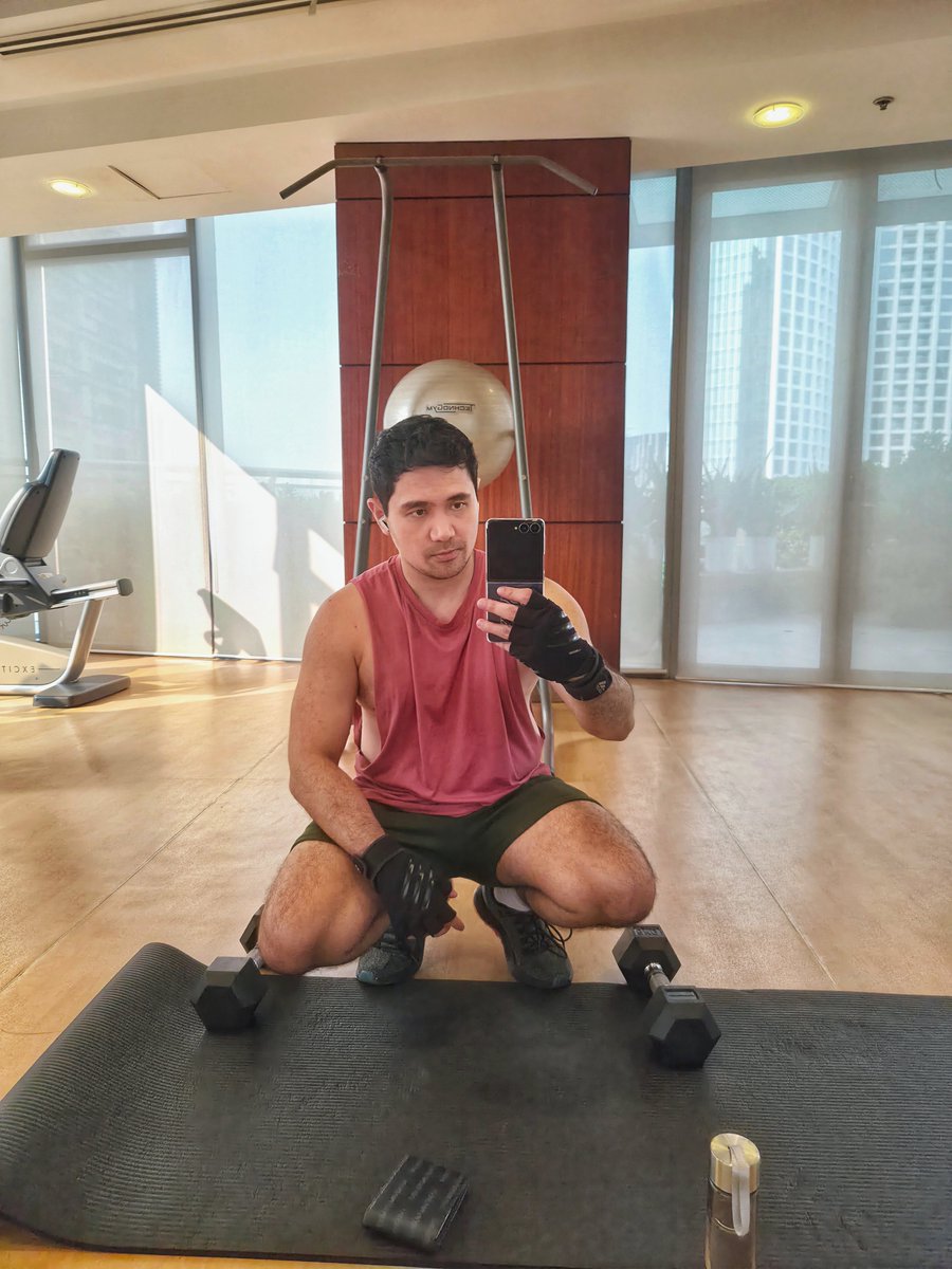 Tweestian's tweet photo. Possibly the last workout til I get PoE2 fatigue https://t.co/A4qrwnTEh3