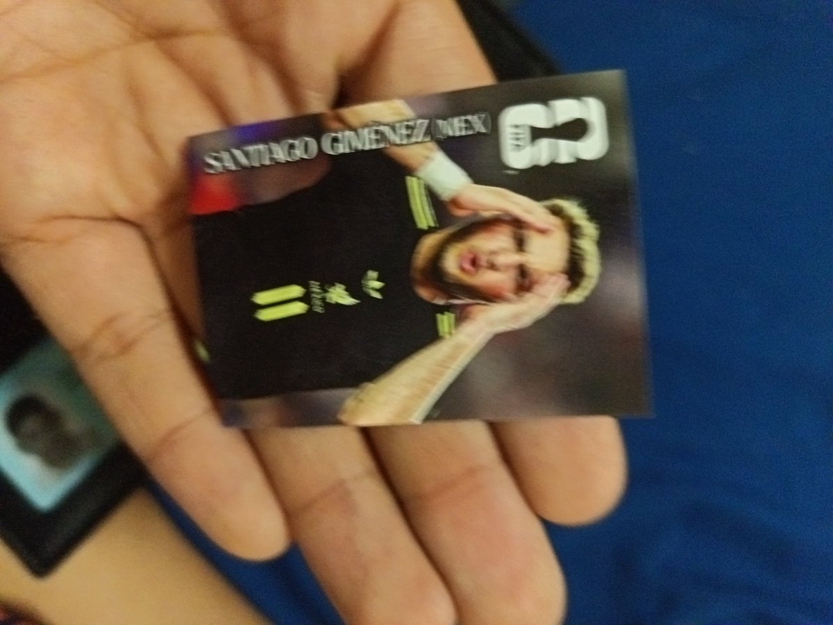 XdYoZeraora_Off's tweet photo. LA CANALERA A WABSJSJALLAJSNSNSNSKSKSKK (y un random de mexico✌️) https://t.co/hkY9wFSYb6