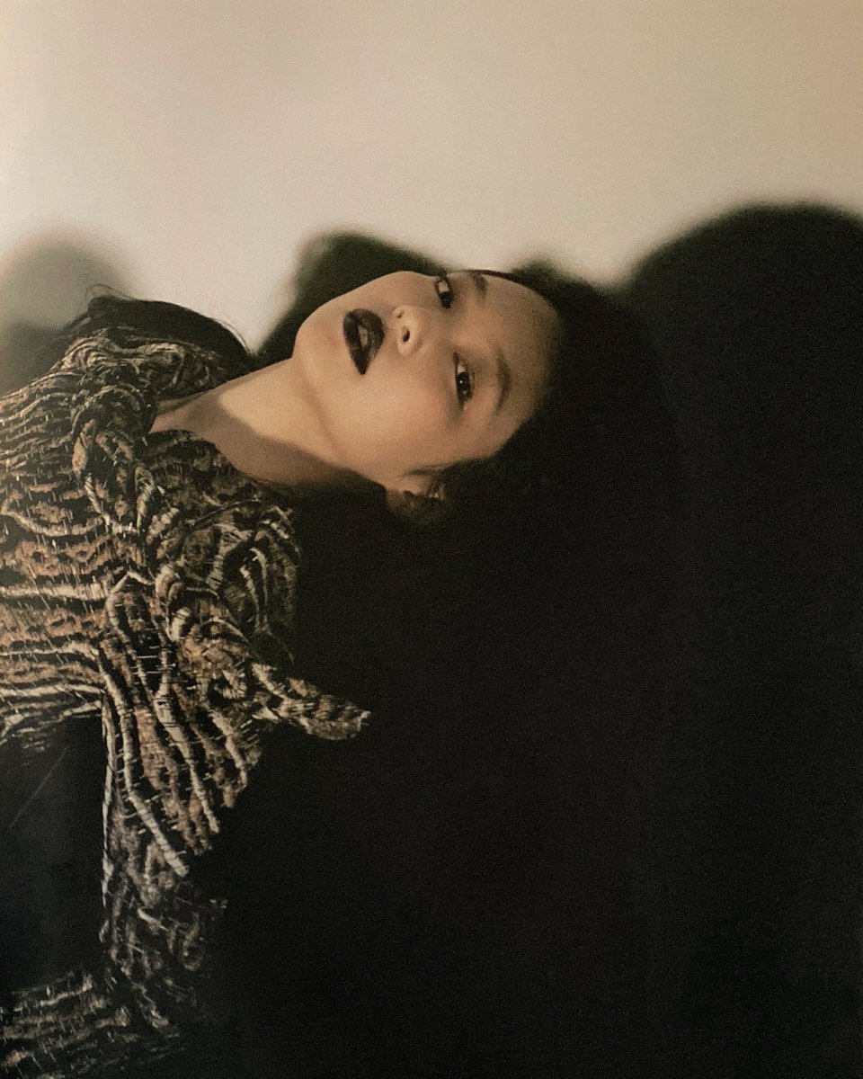 JENNIE NEWS tweet media