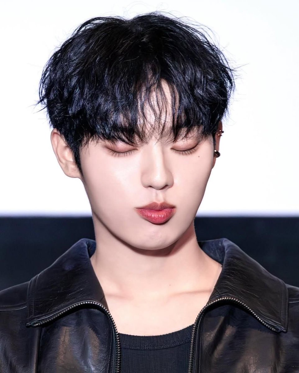 백원 tweet media