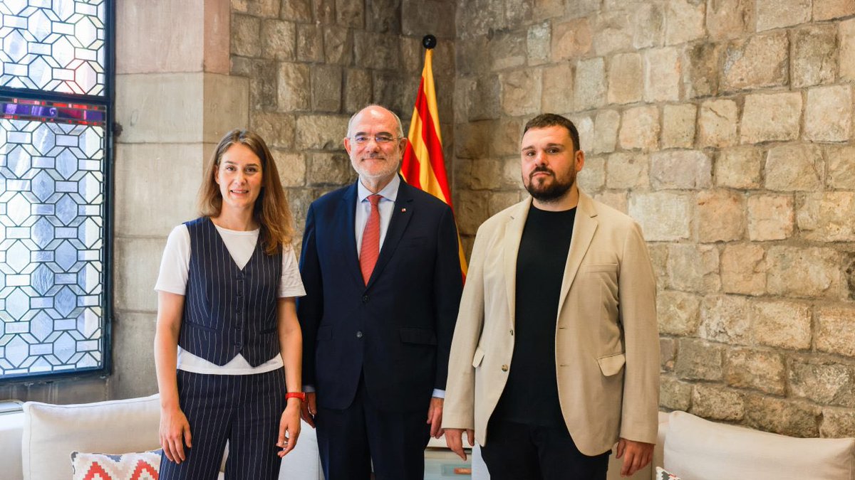 Andres_gberrio's tweet photo. Hem acordat amb el Govern doblar el pressupost de la cooperació!

Fa anys que entitats demanaven realitzar un salt alineat amb l'objectiu d'arribar al 0,7.

I davant dels atacs de la ultradreta global contra la cooperació, és necessari redoblar esforços.

https://t.co/mcpN0OoVSq https://t.co/zcAOOTaITl