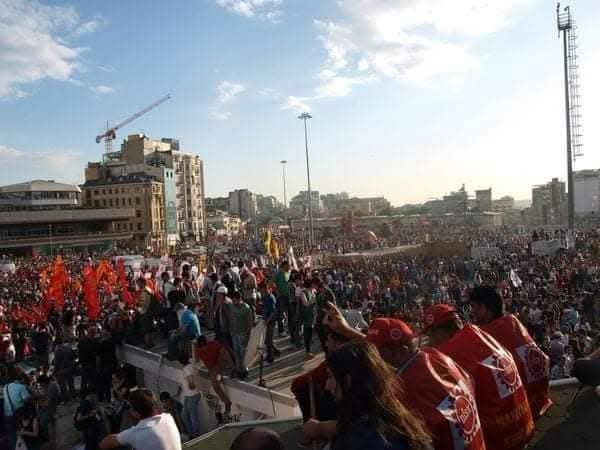 Nakliyatsendika's tweet photo. Gezi Direnişimiz 13 Yaşında. Gezi Direnişimiz toplumsal mücadelemizin en kitlesel, meşru-haklı mücadelesidir.
Bizler direnişçi işçilerle, üyelerimizle Gezi'de Halkımızla Birlikteydik..
Yaşasın Gezi Direnişimiz... https://t.co/457qHgTFih