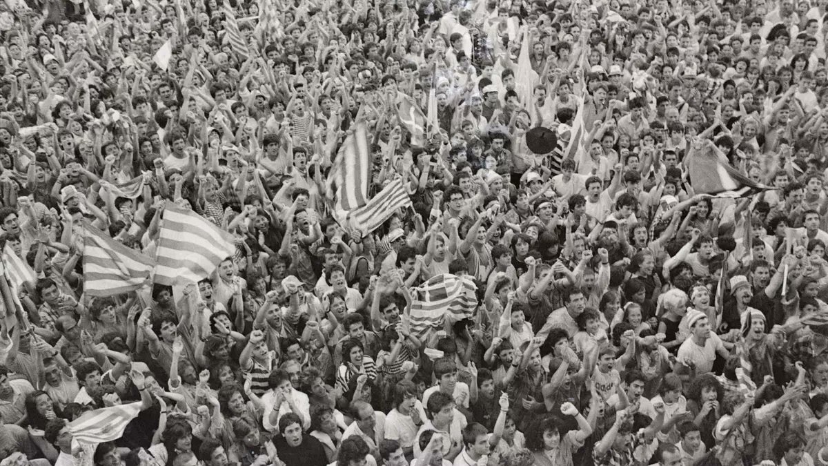 RSF_ClassicPics's tweet photo. 🏆 Celebración del título de Copa en Donostia (1987/2026) #realsociedad https://t.co/O0dZh897cU