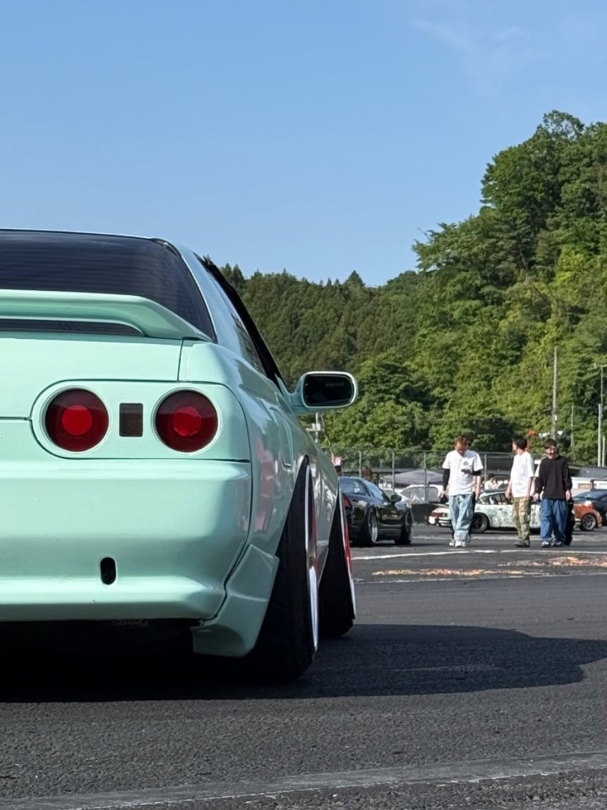 だれおまえ tweet media