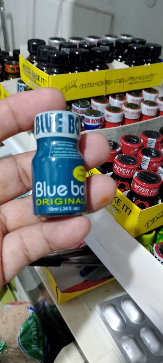 chukchaki's tweet photo. Dlvry ordered poppers aroma oil essential to Bel Air Sta.Rosa Laguna https://t.co/mtJ5MepXDv