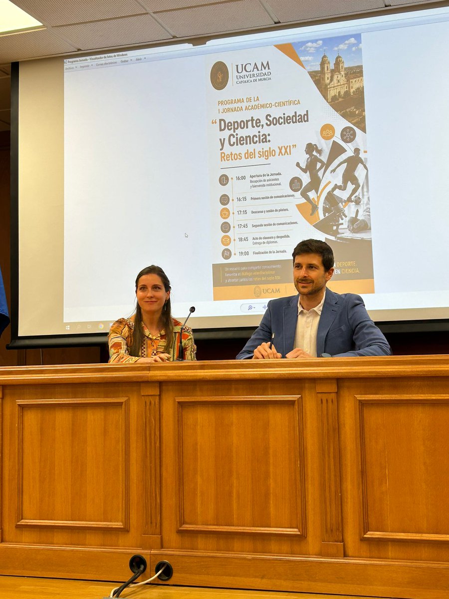 UCAM_Cartagena's tweet photo. 🏅 Cerca de 150 alumnos de @UCAM_CAFD han participado en la I Jornada Académico-Científica “Deporte, Sociedad y Ciencia: Retos del siglo XXI” presentando investigaciones originales sobre deporte, salud y sociedad 📚

#UCAMCartagena #CAFD #Investigación https://t.co/a86iaMglaD