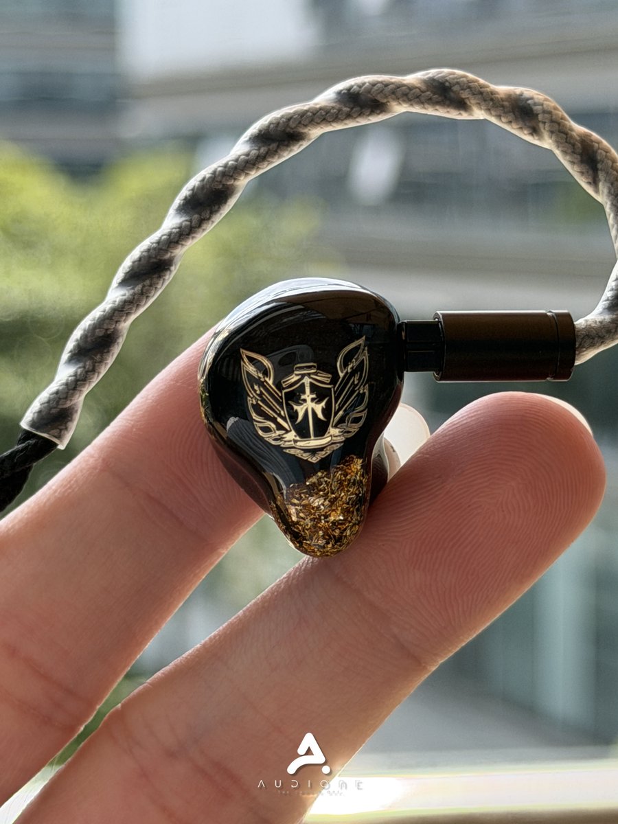AudioneStore's tweet photo. 🥵 It's so hot outside. All I want to do is stay indoors, enjoy the air conditioning and listen to music quietly 🎧
Today's gear: Hidizs AP80 PRO MAX + Moritz ENZO
____

You can purchase our product through the following links:
TikTok Shop:https://t.co/8BkS91Qcky

AliExpress:https://t.co/pz45gnT7E9

Shopee:https://t.co/X958piHJla

Website:https://t.co/FYsChCF2Q1

Follow us on our other social media and communities for more updates!
Official Twitter Page
https://t.co/fYnR7Guq3Y

Official Instagram Page
https://t.co/7g72sUUs9F

Official Facebook Page
https://t.co/FeAU7swGGw

Official YouTube Page
https://t.co/cHCVm31Z77

#iem #custom #chifi #music #review #budget #gadget #earphones #chifi #listen #lifestyle #hifi #headfi #tech #iem #stereo #trend #sound #audiophile #technology #audione