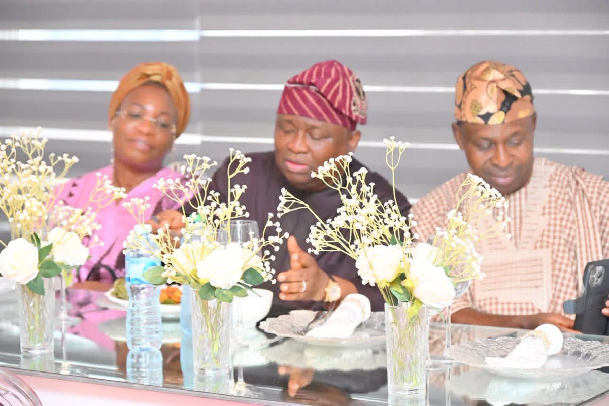 AdeolaYAYI's tweet photo. Myself, alongside my wife, yesterday joined @officialABAT, First Lady Senator 
@SenRemiTinubu, and other distinguished leaders and stakeholders at the State House, Lagos, for the celebration of Eid-el-Kabir. https://t.co/U1OuJ1i9K9