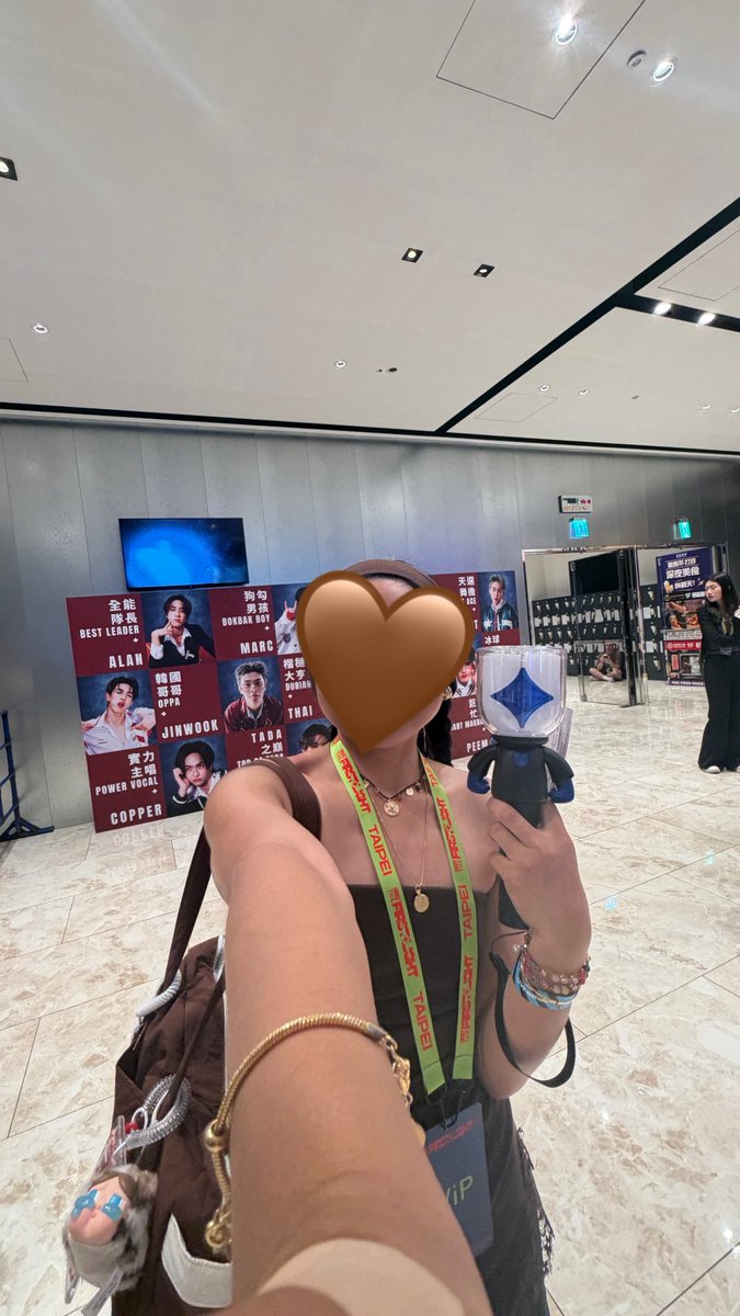 ry ッ tweet media