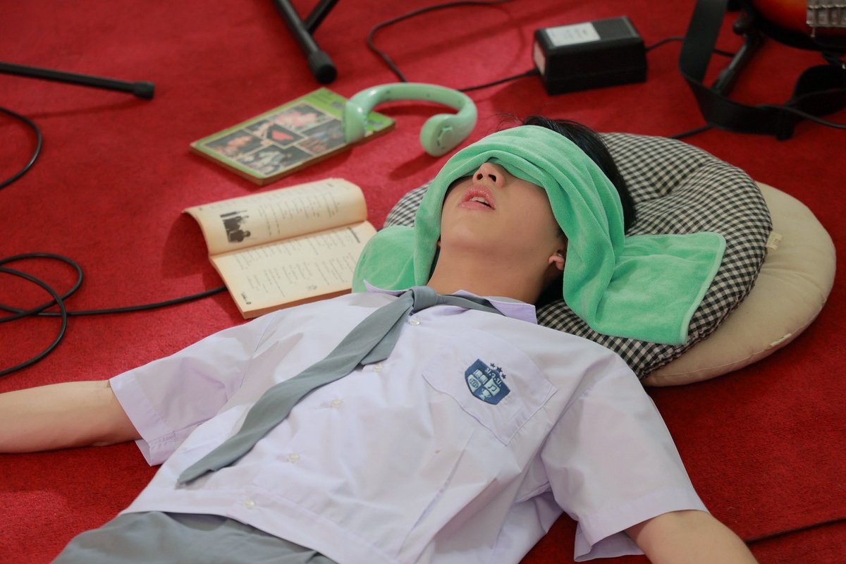 WEIRDO-101 แรงโน้มถ่วงระหว่างเรา tweet media