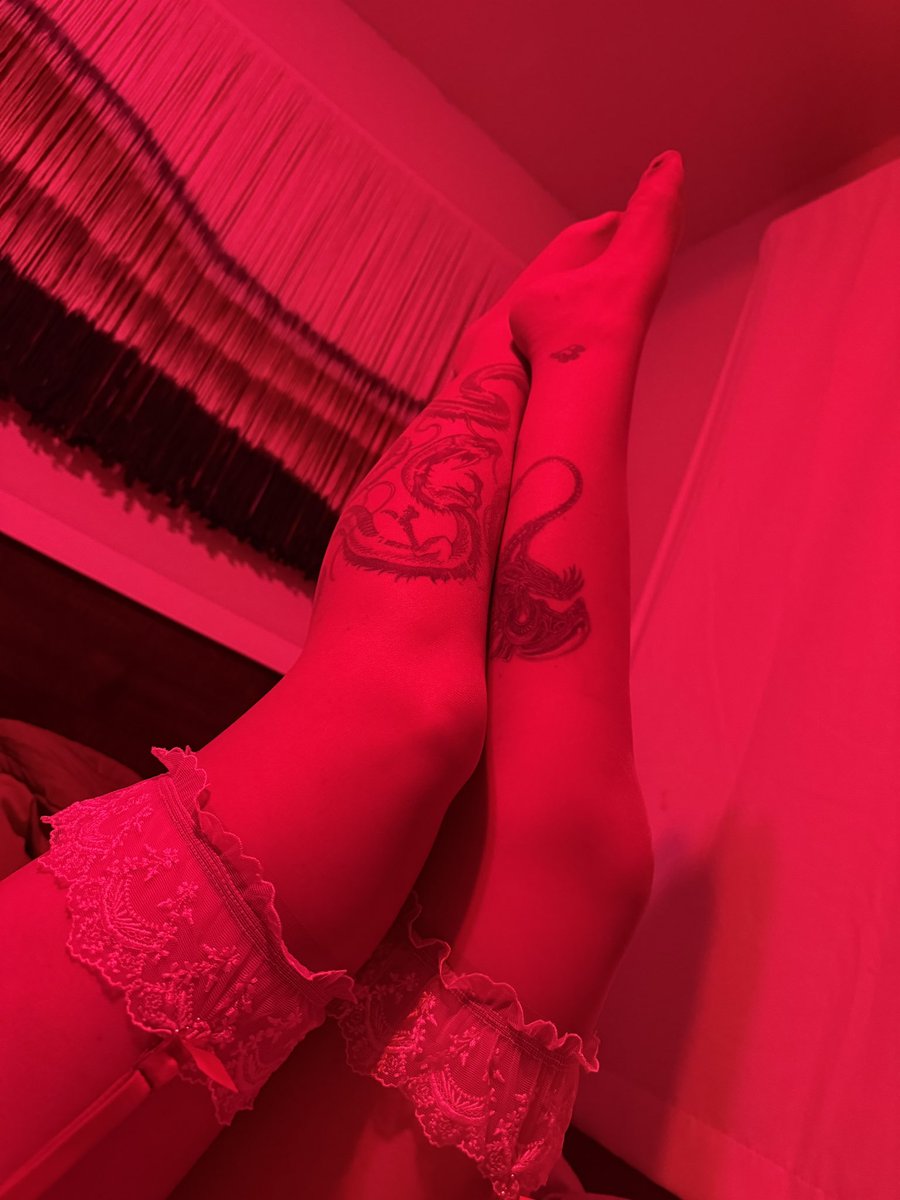 riley_ownsyou's tweet photo. Don’t deny it - I know you want to worship mommy https://t.co/P6MxU12UGl