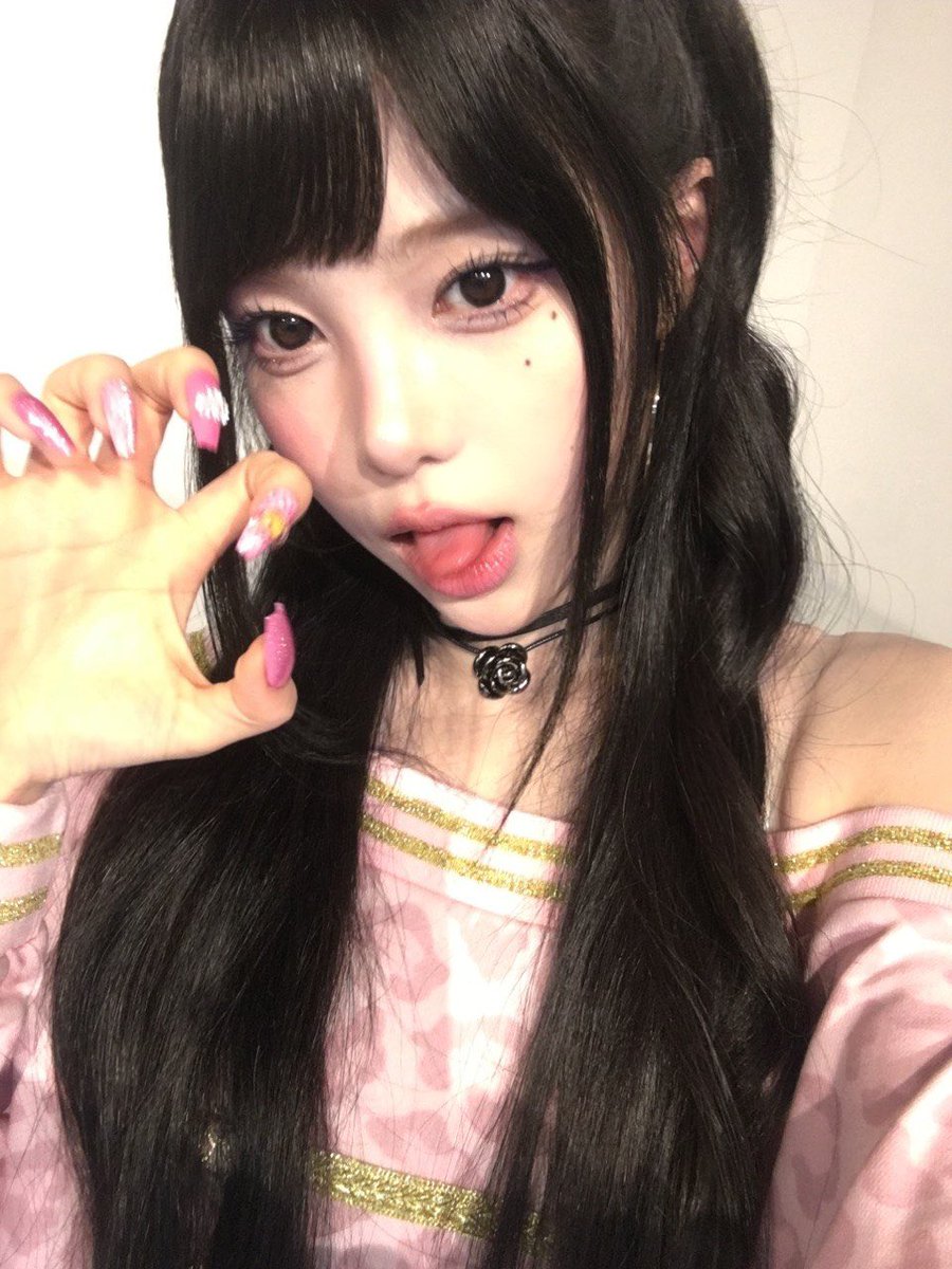 로애 tweet media