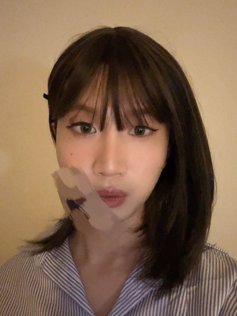 지이지이 tweet media
