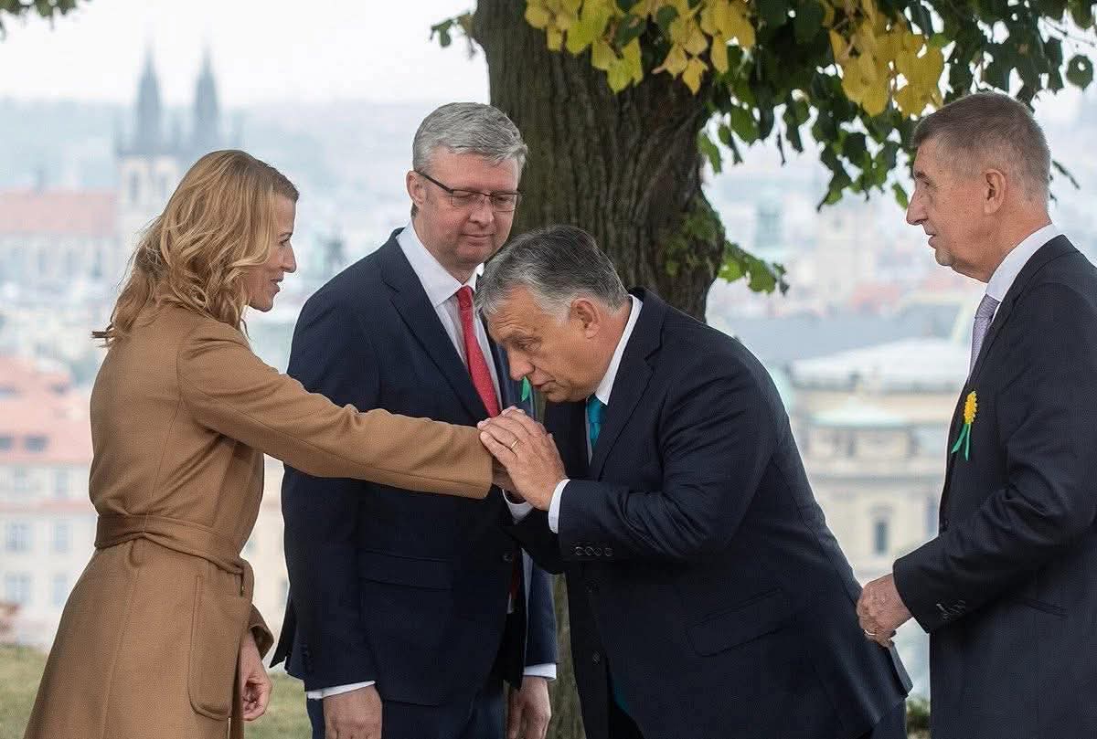 BorisVondra's tweet photo. @PetrosKecyaPoli Docela vysvětluje https://t.co/rQjmk2L5sX