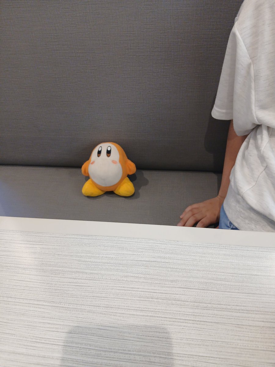 ろこ tweet media