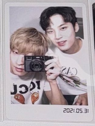 rie 🌸 tweet media