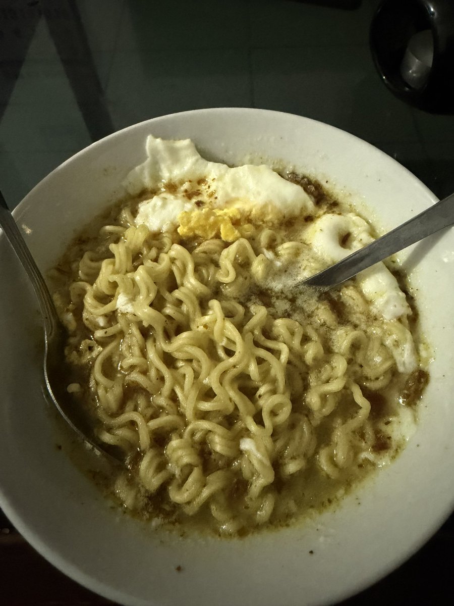 windiikaf's tweet photo. Kenapa indomie dengan bermacam-macam rasanya membuka kenangan dimasa lalu? https://t.co/iJSQhs2fc1