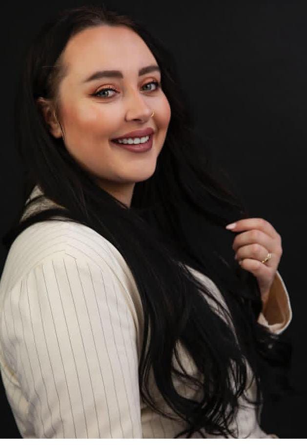 politicaleyeNew's tweet photo. Dutch curvy model Kaylee Veenstra is winning attention online with her bold glamour, confident curves, and eye-catching fashion presence π₯
Her stylish visuals and m . β¨
Read more: https://t.co/GNdXMnWPCu
#KayleeVeenstra #CurvyModel #DutchBeauty #FashionGlamour #DigitalMuse https://t.co/qwFStEjOhL