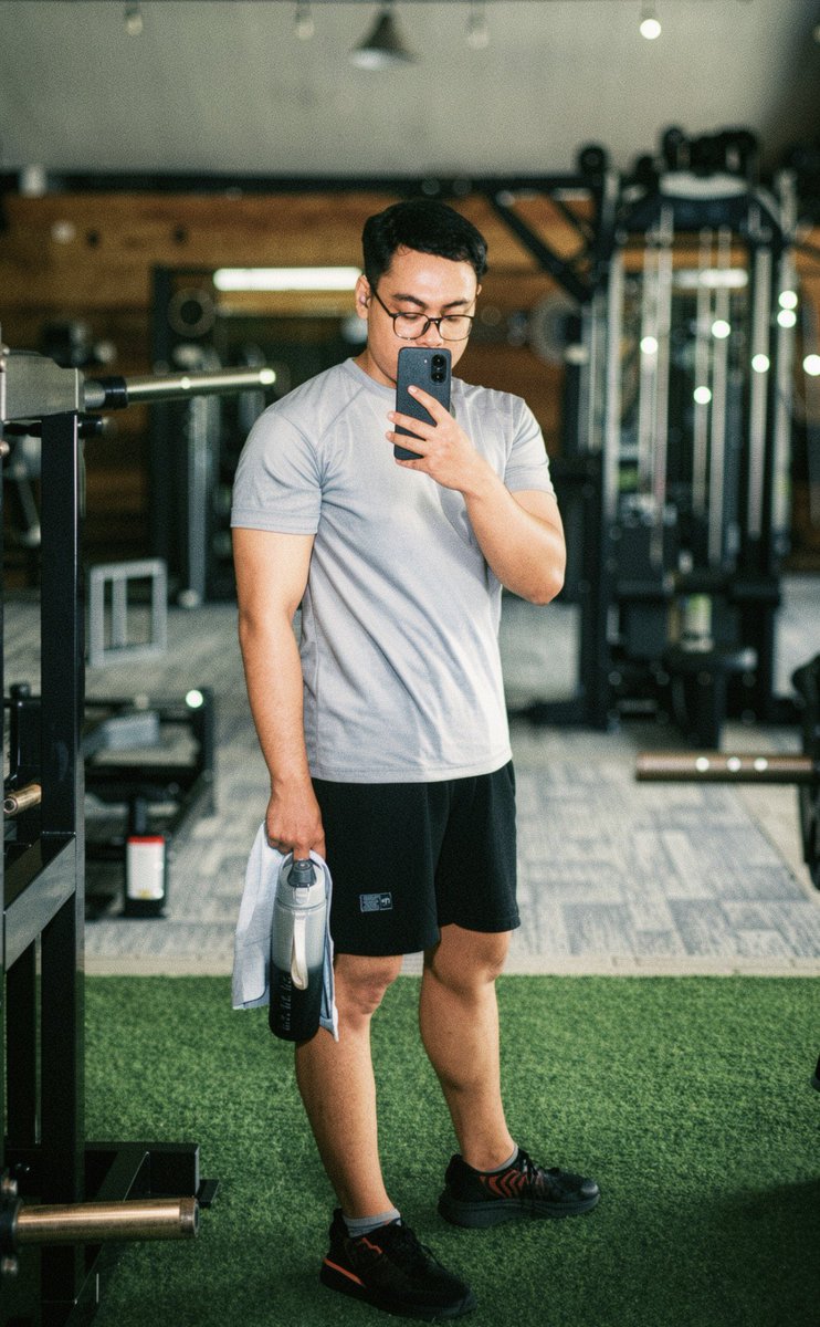 dovidd_'s tweet photo. back to routine😴 https://t.co/lztA65dnlD