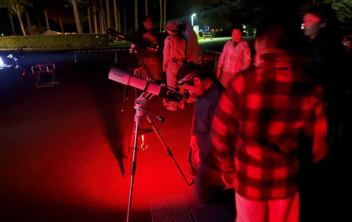 Jyp5Kx's tweet photo. 🔭天体観測イベントを企画してくださった【鳥野目河川公園オートキャンプ場】に感謝いたします。
🥳おかげで、より多くの天体愛好家が #SVBONY 製品を通して #天体観測 の楽しさを体験することができました。👇
https://t.co/9rxEXAdHPb
https://t.co/ZQNR2q6KVH
https://t.co/ZABP3SqftO https://t.co/3Ejf6MIEvk