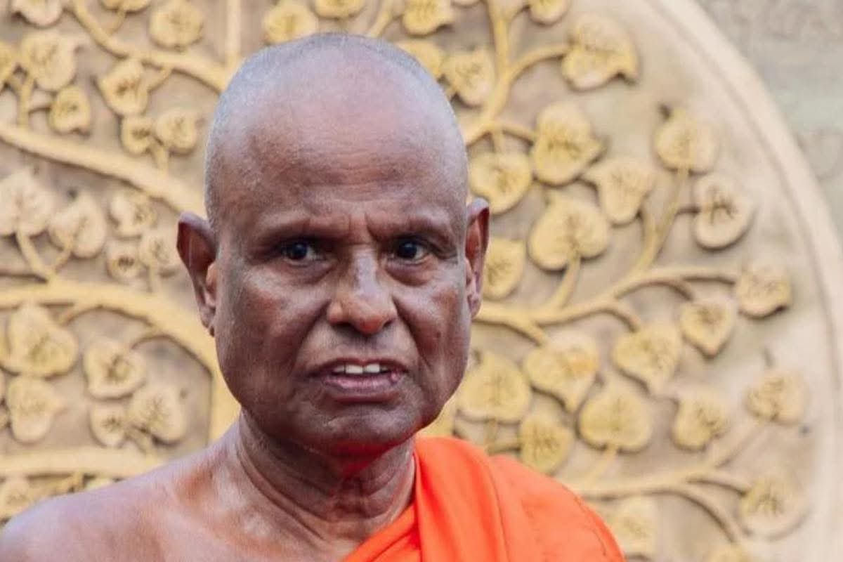Nithush_'s tweet photo. Sri Lanka Buddhist monks has been arrested and Release for and sexual assault of a 15 year old child

International  Child Safety Organizations Should be involve this case seriously he must be punish hard in life time @anuradisanayake  @unicefprotects @SavetheChildren 
@NCPCR_ https://t.co/1evZR24D9d