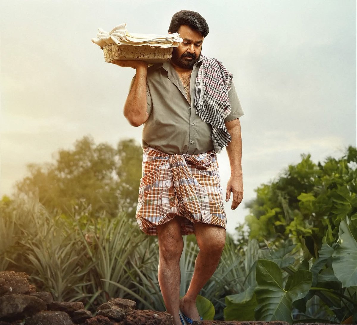 JaseelMhd_GOAT's tweet photo. #Drishyam3 Kerala

Day 1 ₹11.05cr
Day 2 ₹8.8cr
Day 3 ₹9.22cr 
Day 4 ₹9.57cr 

Day 5 ₹6.56cr 
Day 6 ₹5.74cr 
Day 7 ₹6.04cr 

Total ₹56.98crores 💥

Towards ₹62.5crores Extended First Week ⚡⚡ https://t.co/8nNgU1Vz4k