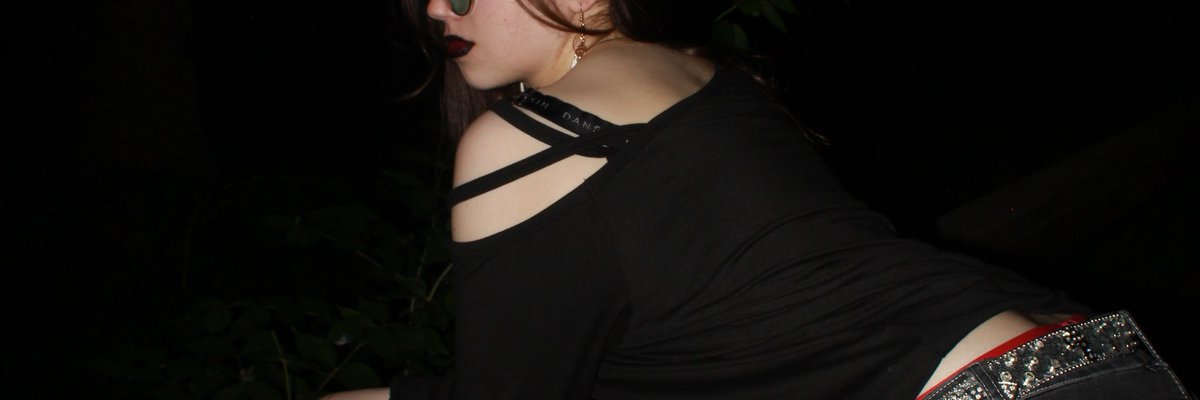 cntyjorker's tweet photo. #NewProfilePic #newbanner #feelinghot 

ty @apisennn for the pics ily 😝😘 https://t.co/DabM8BWPrW